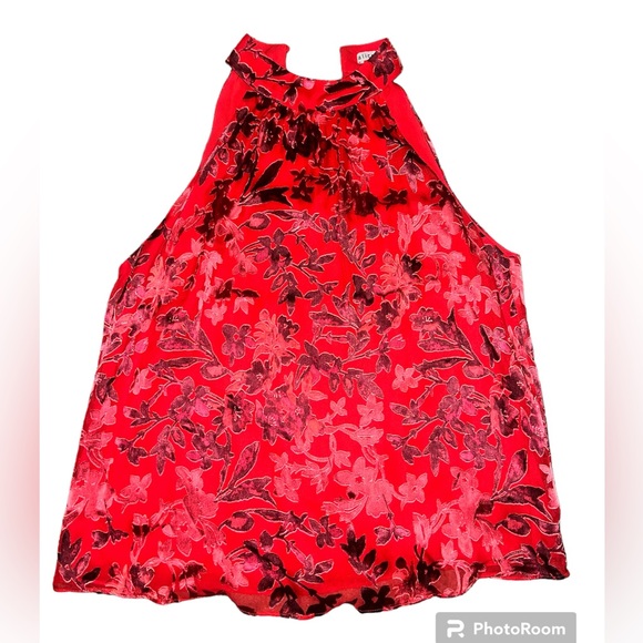 Alice & Olivia Ingrid Floral Print Satin Halter Top in Red - Picture 2 of 7